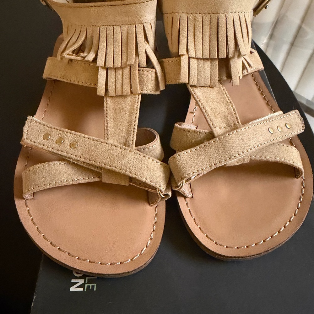 Kenneth Cole Reaction Beige Kids Sandals - Picture 8 of 8